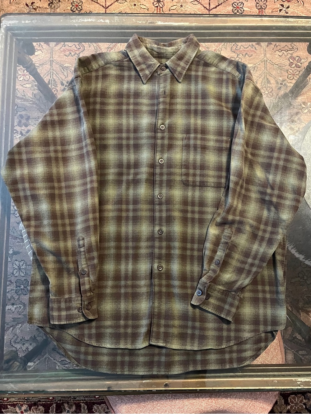 Banana Republic Men’s Large Plaid Button Front Shirt